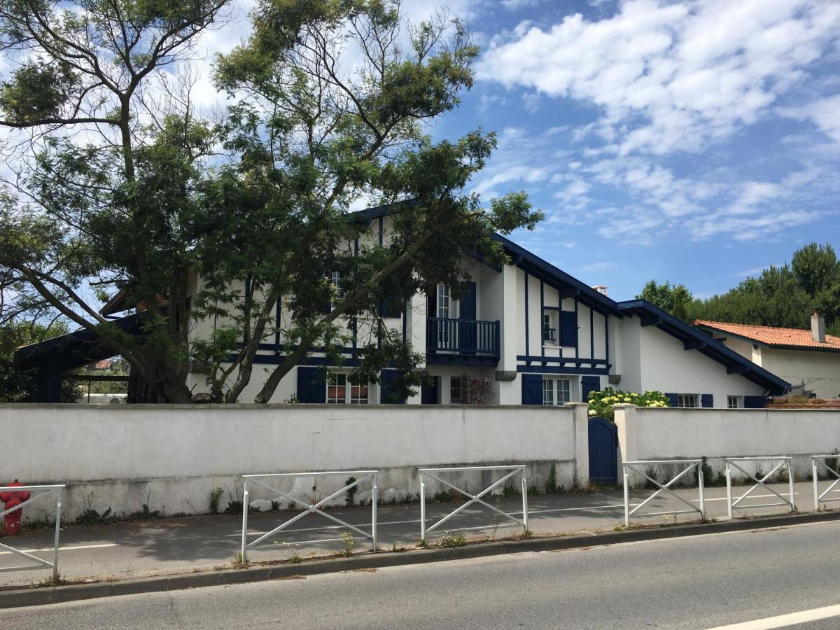 Haritza Panzió Anglet Kültér fotó