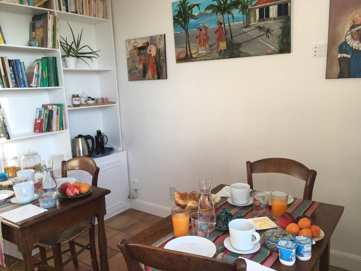 Haritza Panzió Anglet Kültér fotó
